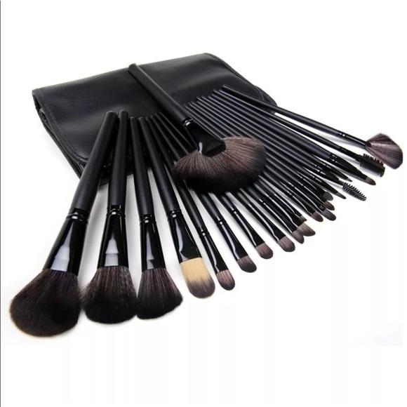 New 24pcs Makeup Brushes Set - Picture 4 of 4